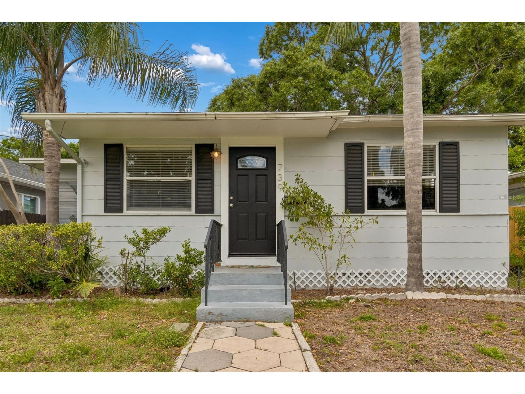 739 47th Avenue N Saint Petersburg FL 33703 TB8496022 image1