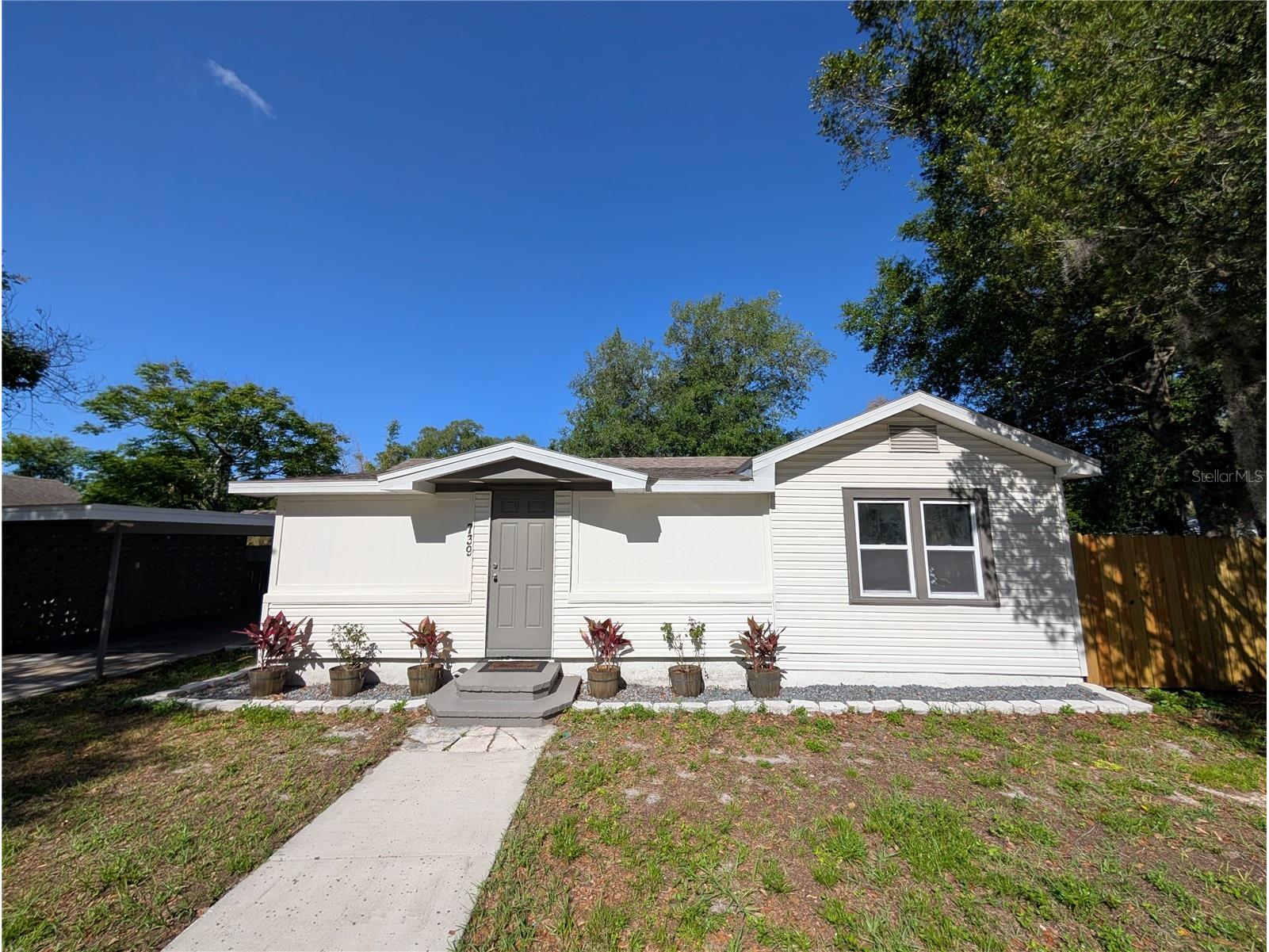 739 Center Street Lake Wales FL 33877 P4938431 image1