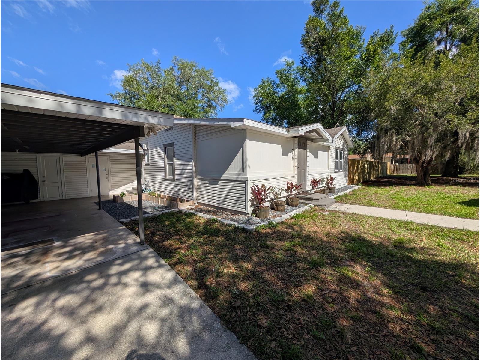 739 Center Street Lake Wales FL 33877 P4938431 image4