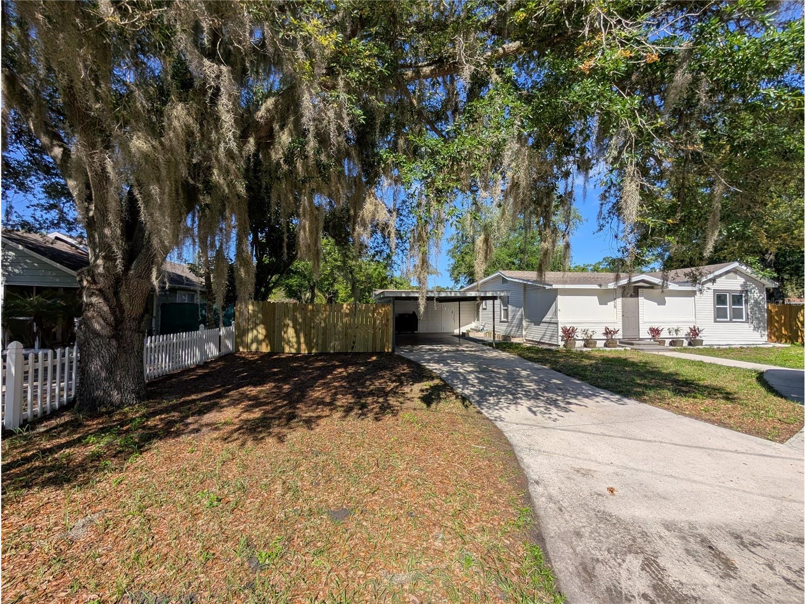 739 Center Street Lake Wales FL 33877 P4938431 image5