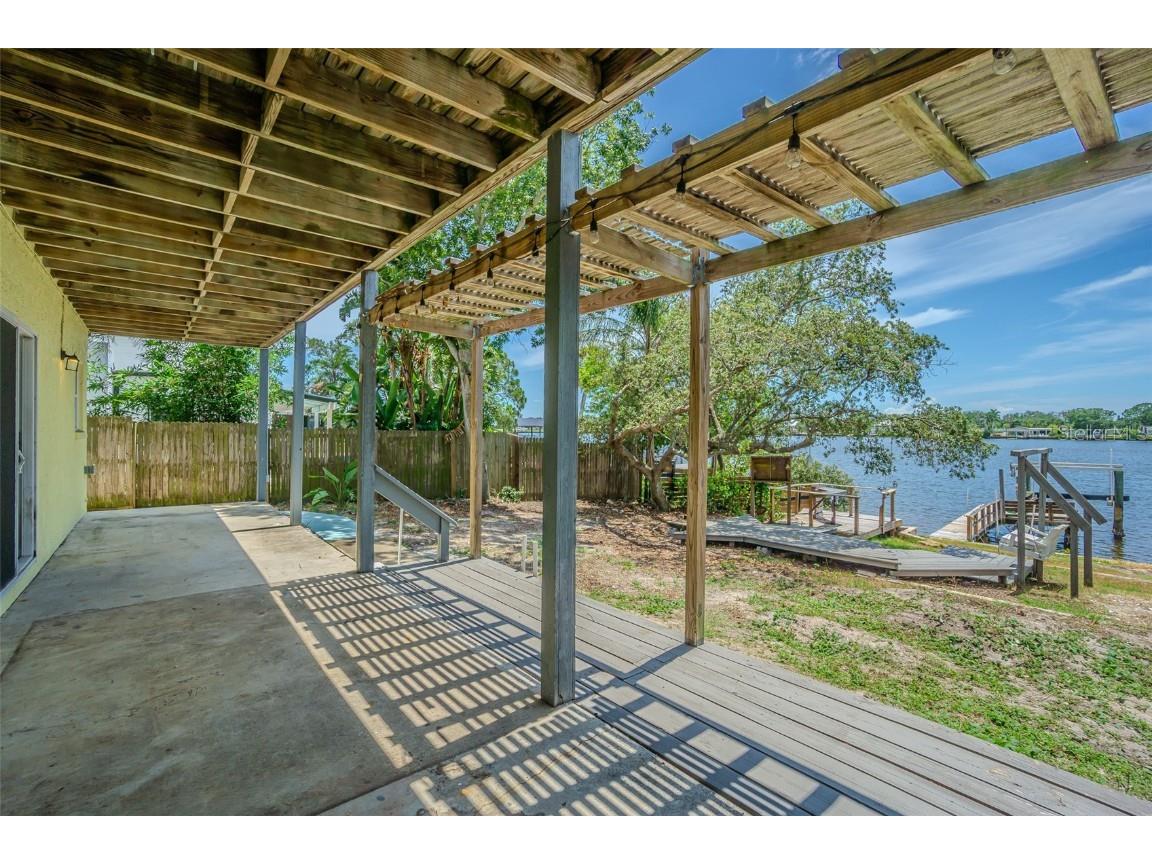 739 Chesapeake Drive Tarpon Springs FL 34689 TB8401265 image50