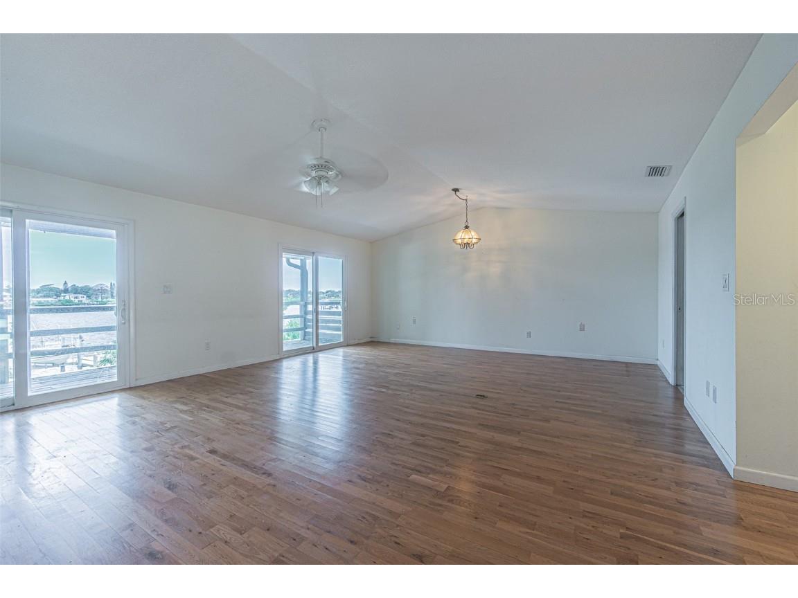 739 Chesapeake Drive Tarpon Springs FL 34689 TB8401265 image58