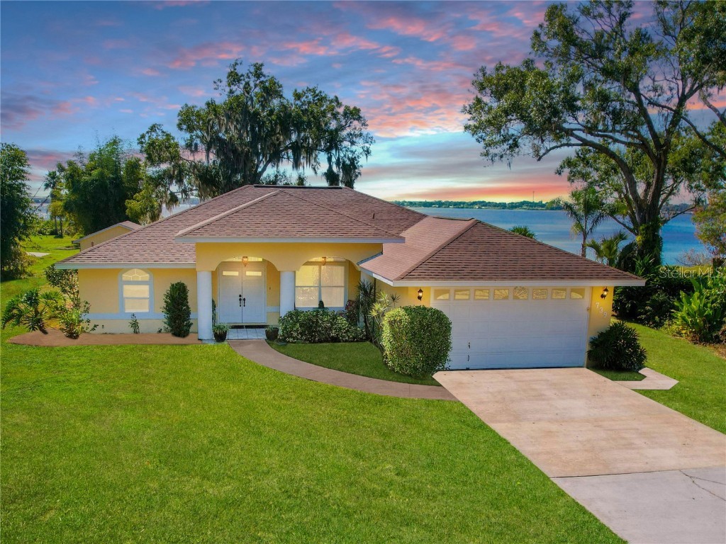 739 N Lake Reedy Boulevard Frostproof FL 33843 - REEDY LAKE S5140362 image1