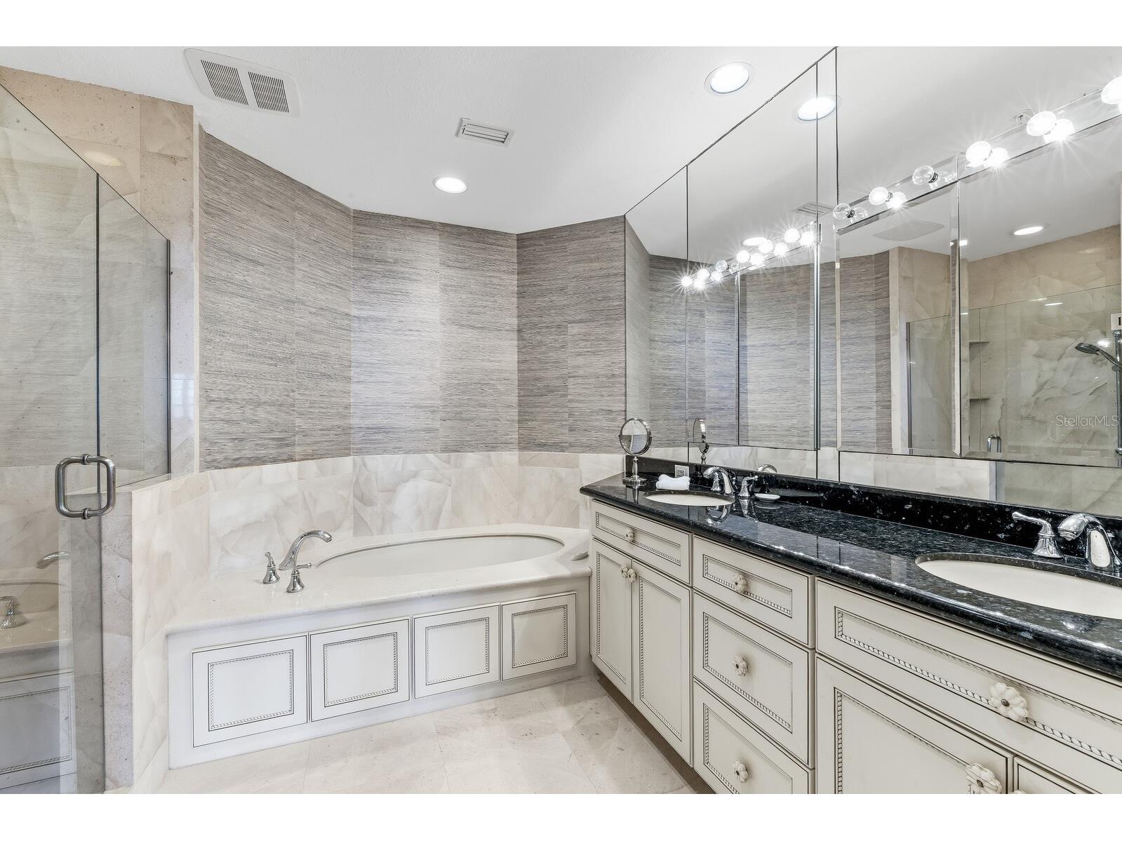 739 S Harbor Drive #2 Boca Grande FL 33921 - CHARLOTTE HARBOR D6146999 image17
