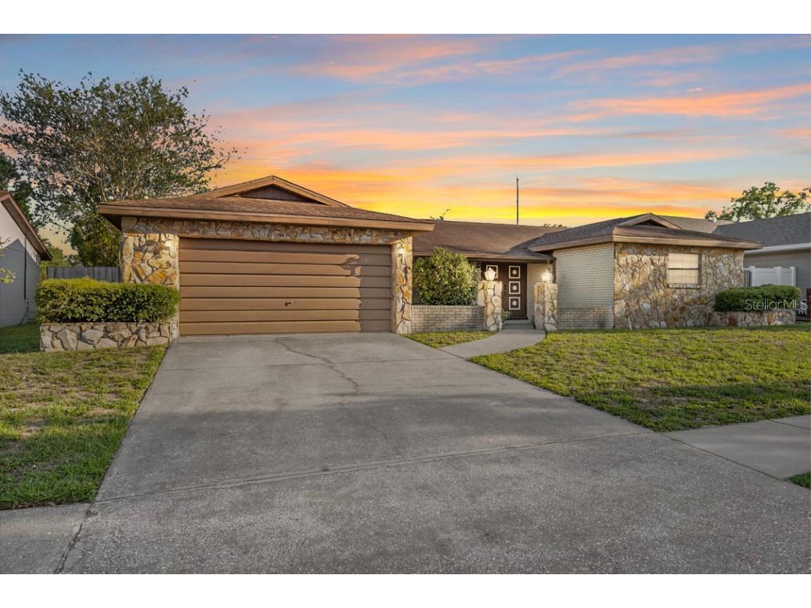 739 Sailfish Drive Brandon FL 33511 T3453428 image1