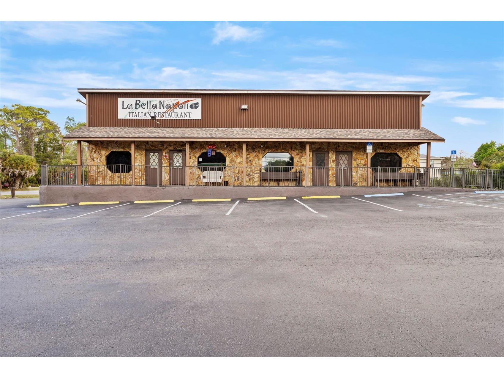 7390 Shoal Line Boulevard Weeki Wachee FL 34607 TB8482760 image2