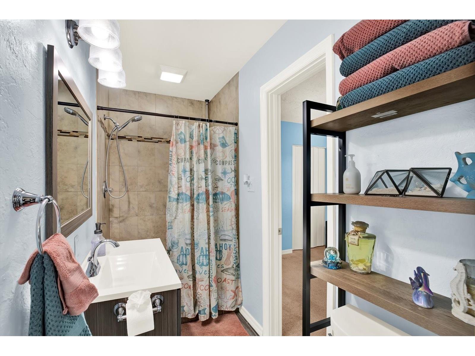 7395 18th Street N Saint Petersburg FL 33702 TB8447371 image16