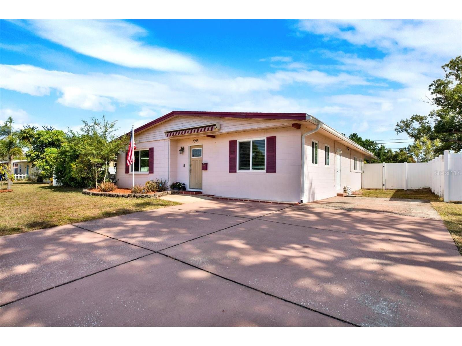 7395 18th Street N Saint Petersburg FL 33702 TB8447371 image2