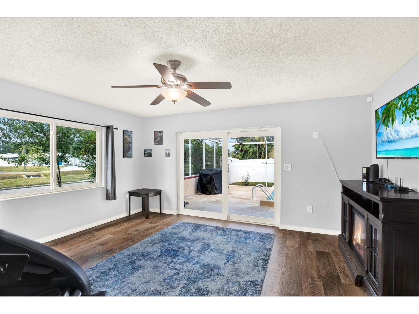 7395 18th Street N Saint Petersburg FL 33702 TB8447371 image8