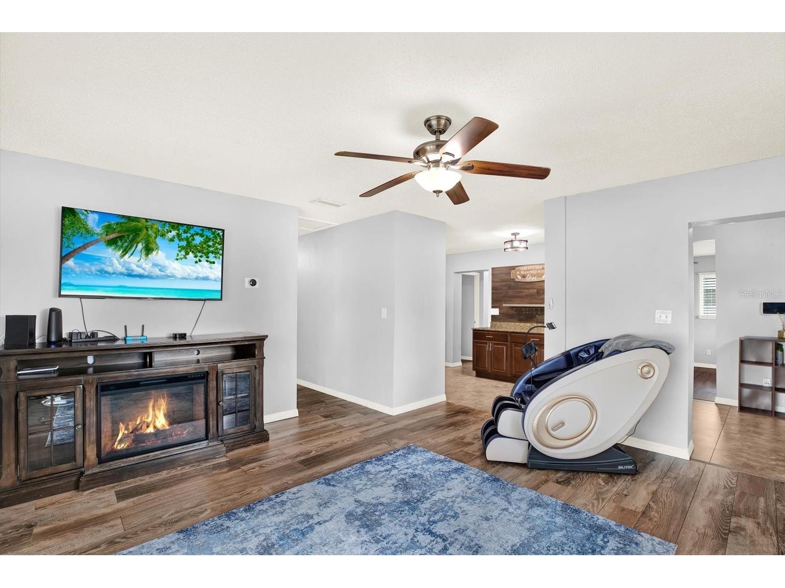 7395 18th Street N Saint Petersburg FL 33702 TB8447371 image9