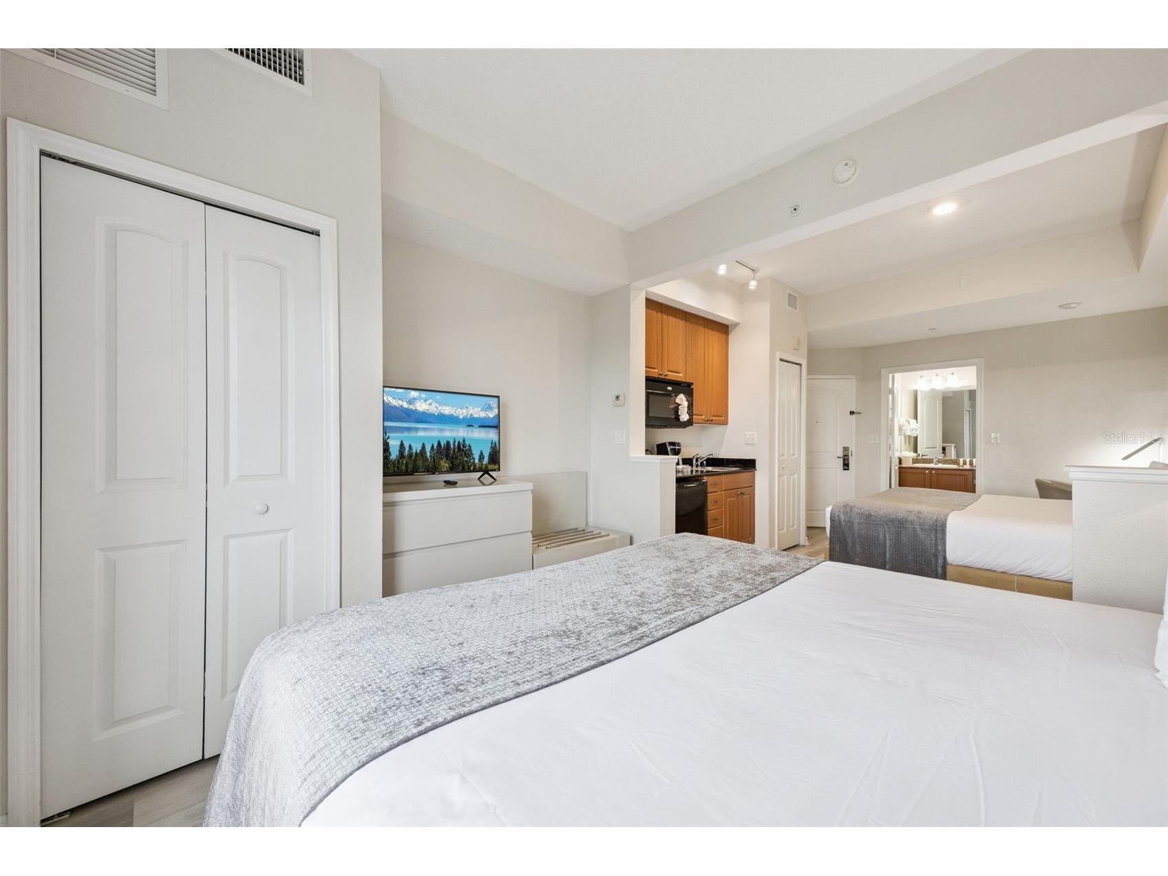 7395 Universal Boulevard #906 Orlando FL 32819 O6345224 image36