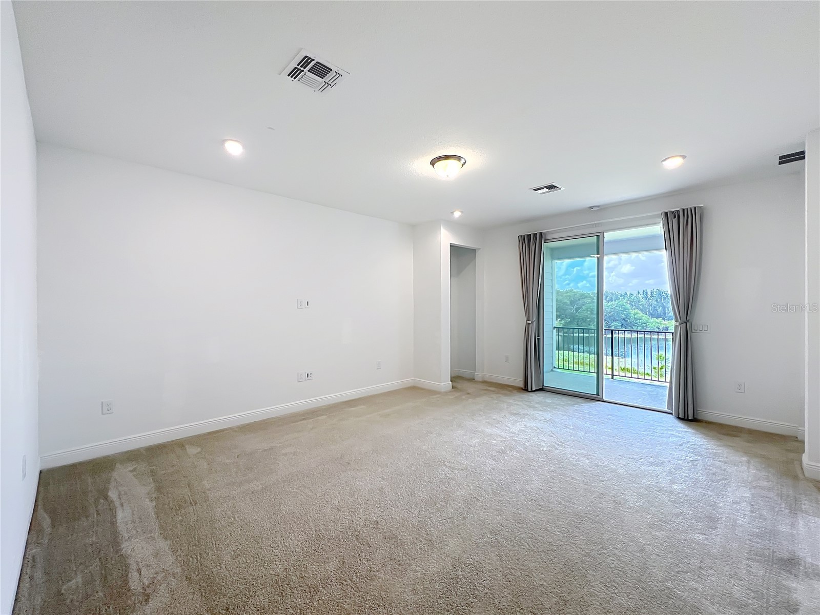 7398 Alpine Butterfly Ln Orlando FL 32819 O6425283 image44