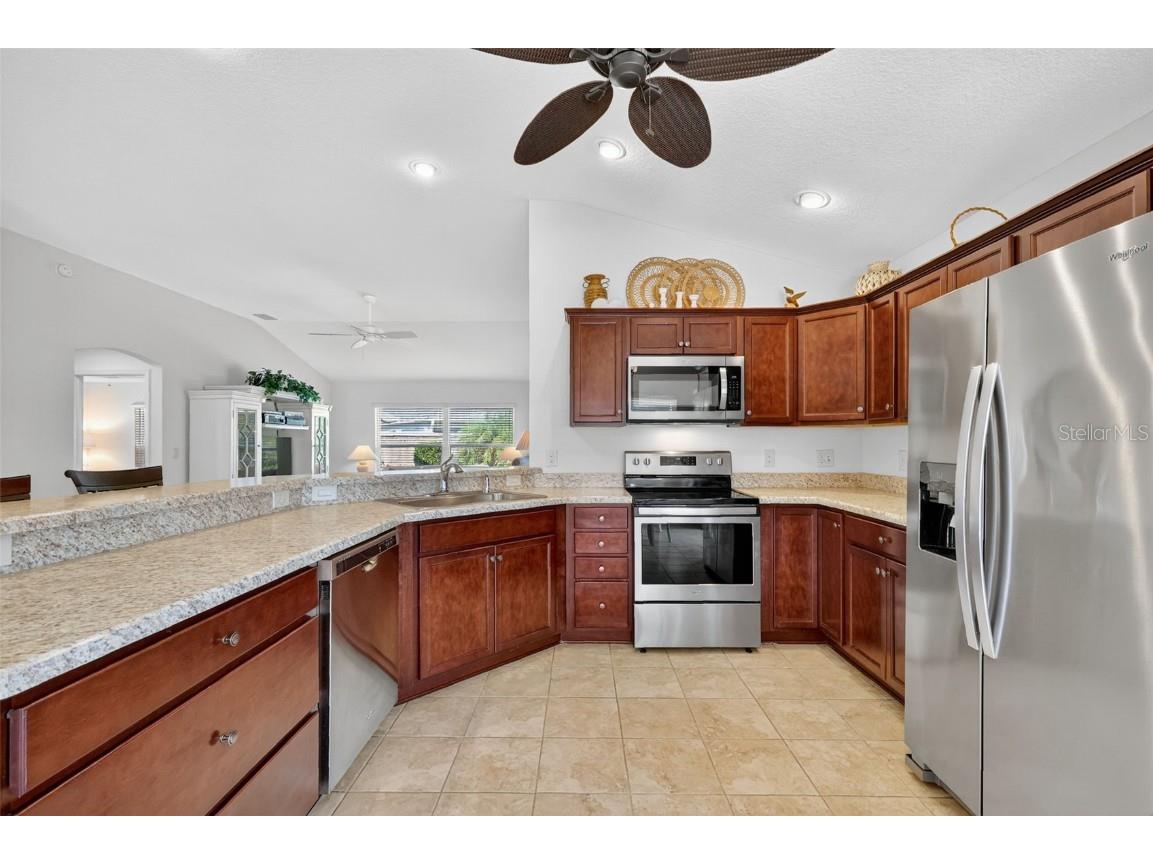 7399 SE 169th Cote Loop The Villages FL 32162 G5103680 image6