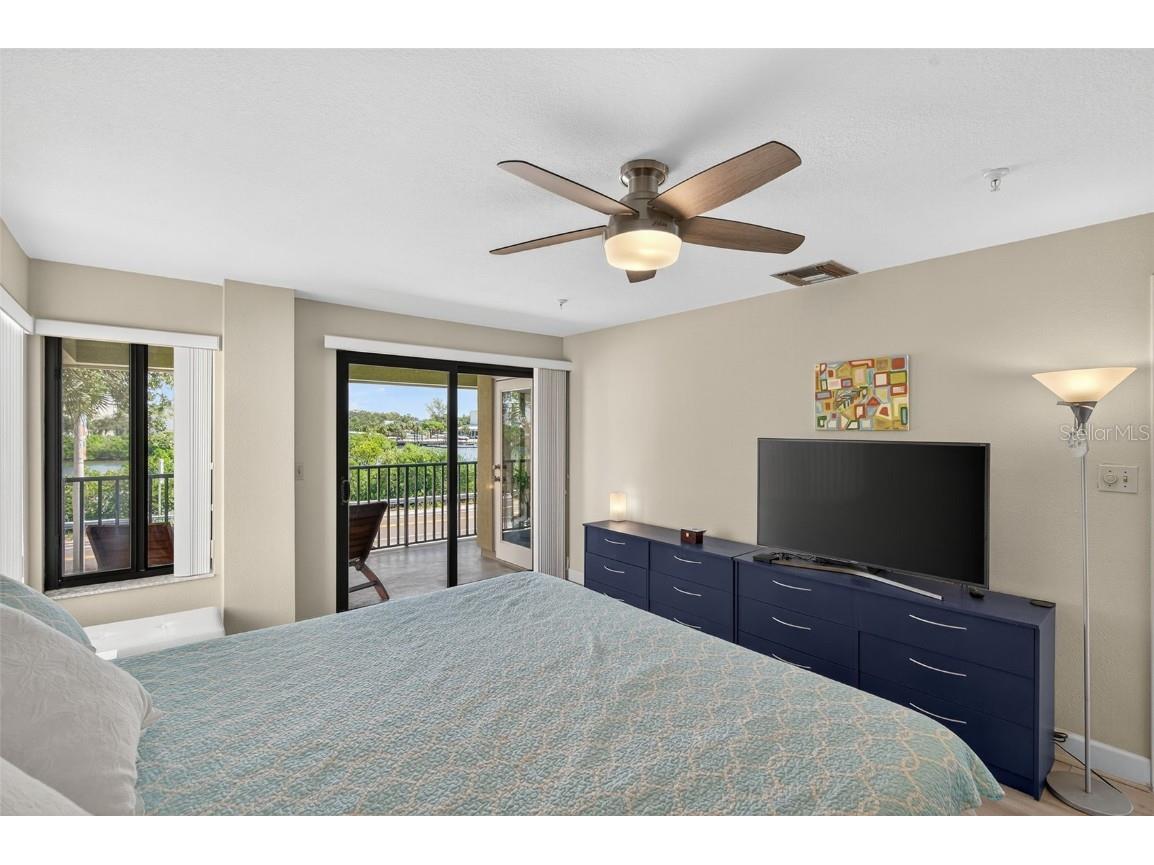 74 Gulf Boulevard #1B Indian Rocks Beach FL 33785 TB8434712 image37