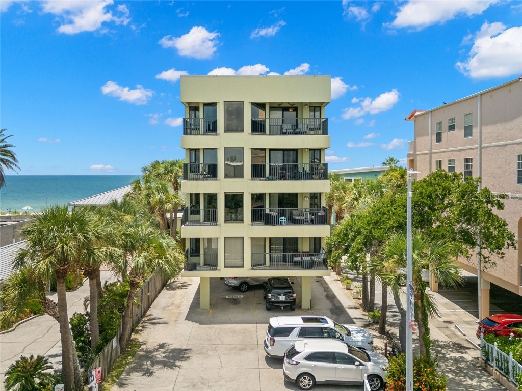 74 Gulf Boulevard #4B Indian Rocks Beach FL 33785 - NARROWS GULF OF MEXICO T3540502 image1