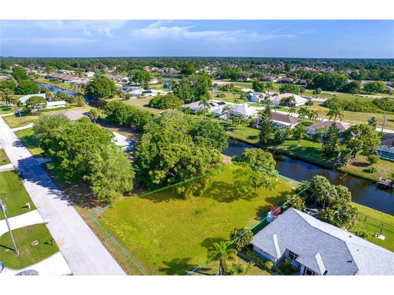 74 Mariner Lane Rotonda West FL 33947 A4676762 image2