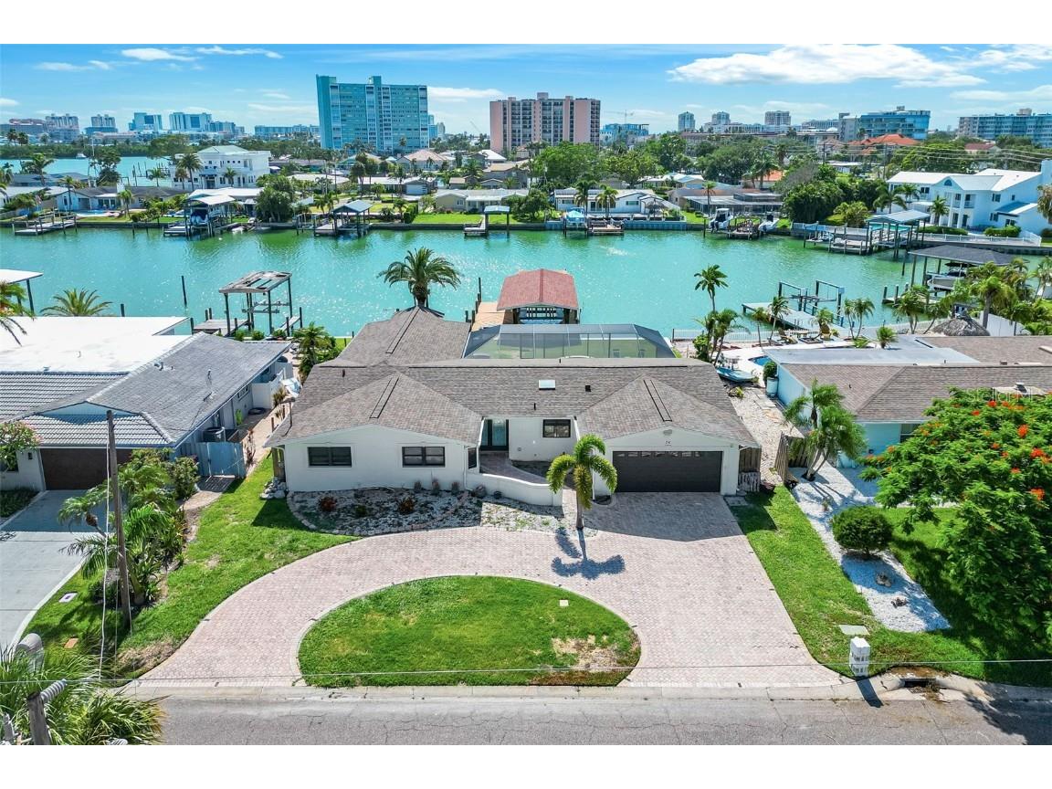74 Windward Island Clearwater Beach FL 33767 TB8407643 image1