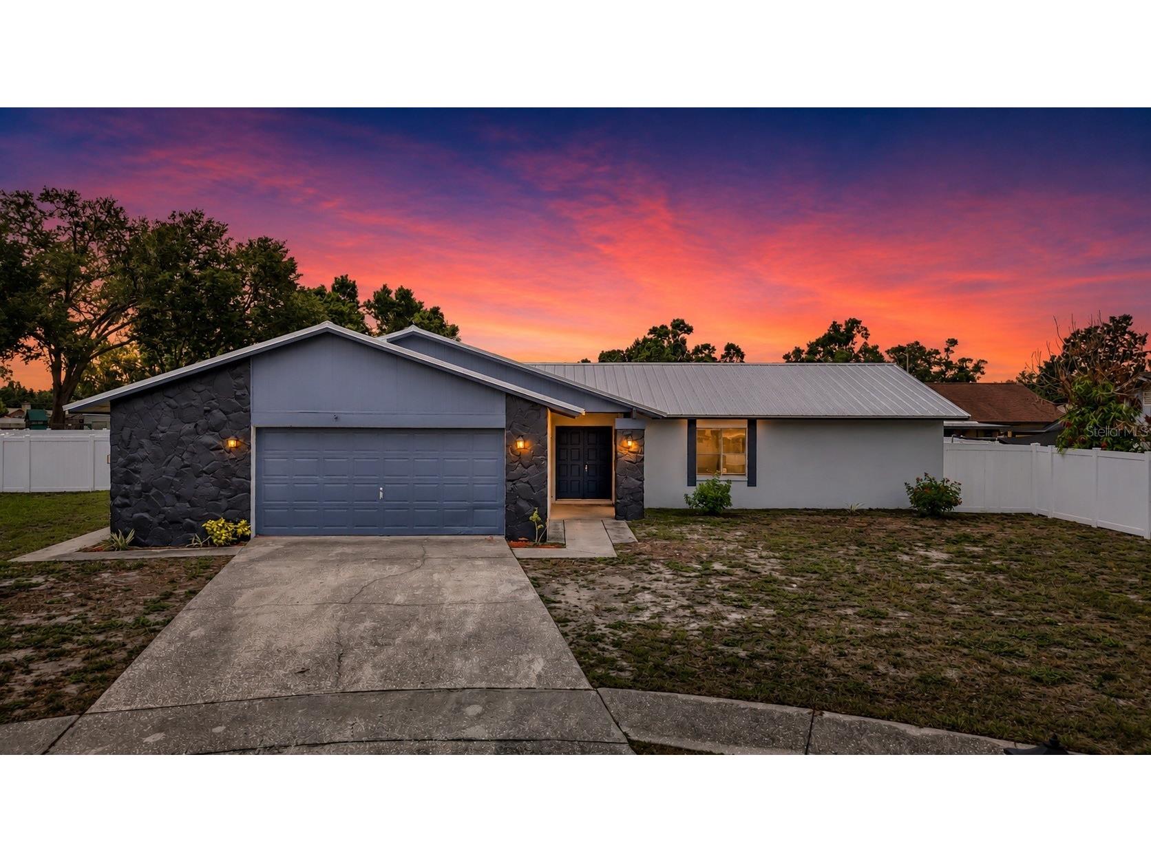 740 Caliente Drive Brandon FL 33511 TB8518828 image1