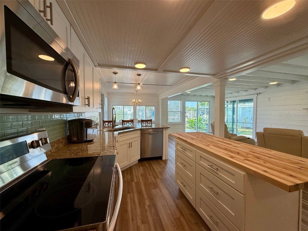 740 Deauville Drive Punta Gorda FL 33950 C7518267 image12