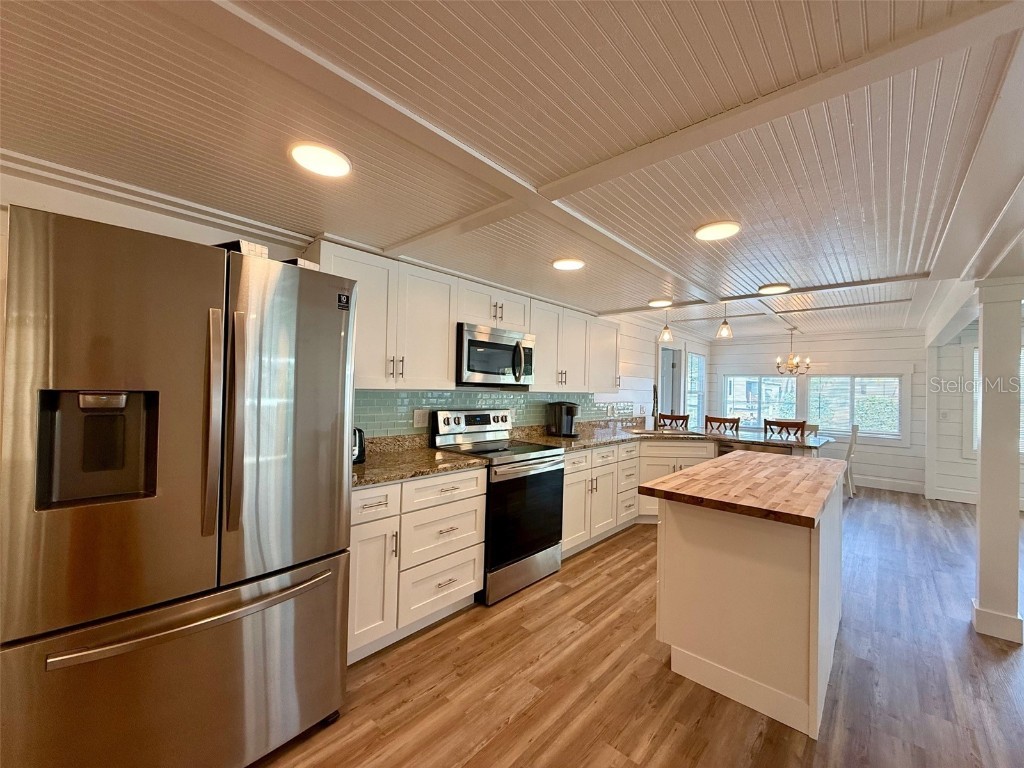 740 Deauville Drive Punta Gorda FL 33950 C7518267 image9