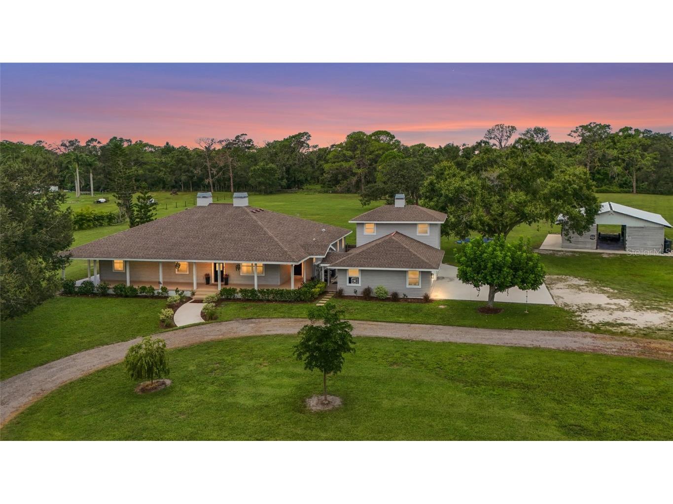 740 Debrecen Road Sarasota FL 34240 A4662520 image1