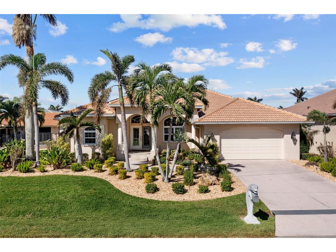 740 Elisa Drive Punta Gorda FL 33950 C7500591 image1