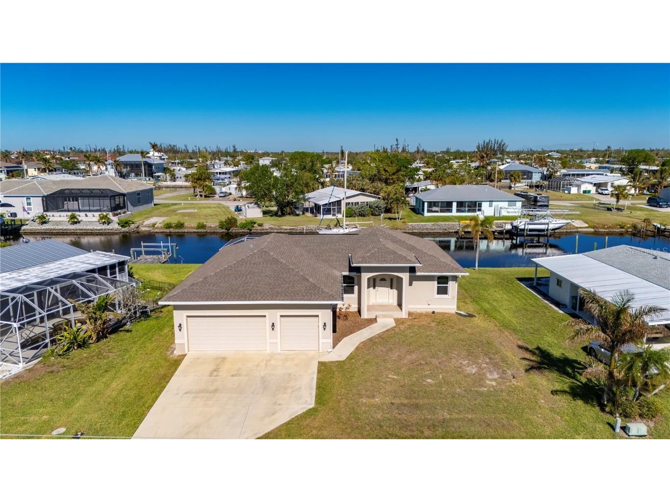 740 Kingfish Court Punta Gorda FL 33950 C7501117 image1