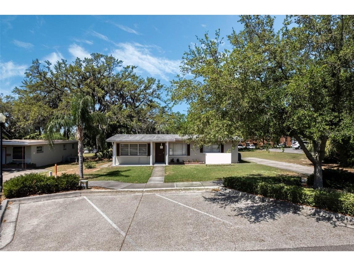 740 Lake Avenue Clermont FL 34711 G5095405 image4