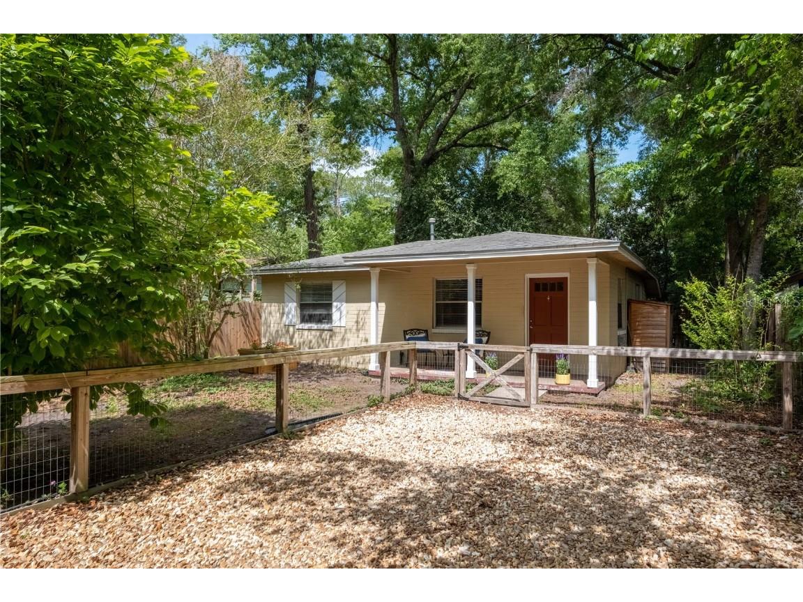 740 NE 10th Place Gainesville FL 32601 GC512015 image1