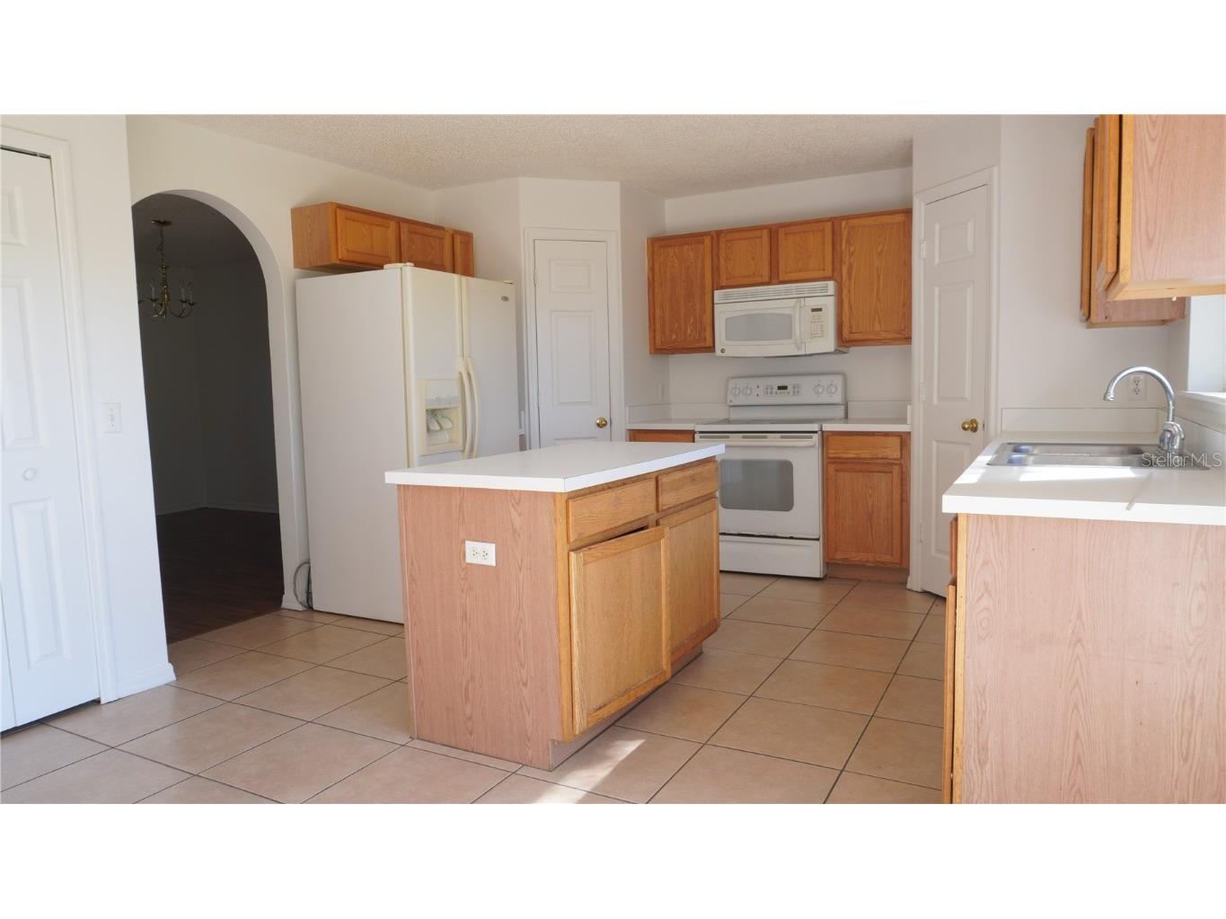 740 Paris Drive Kissimmee FL 34759 O6359150 image8