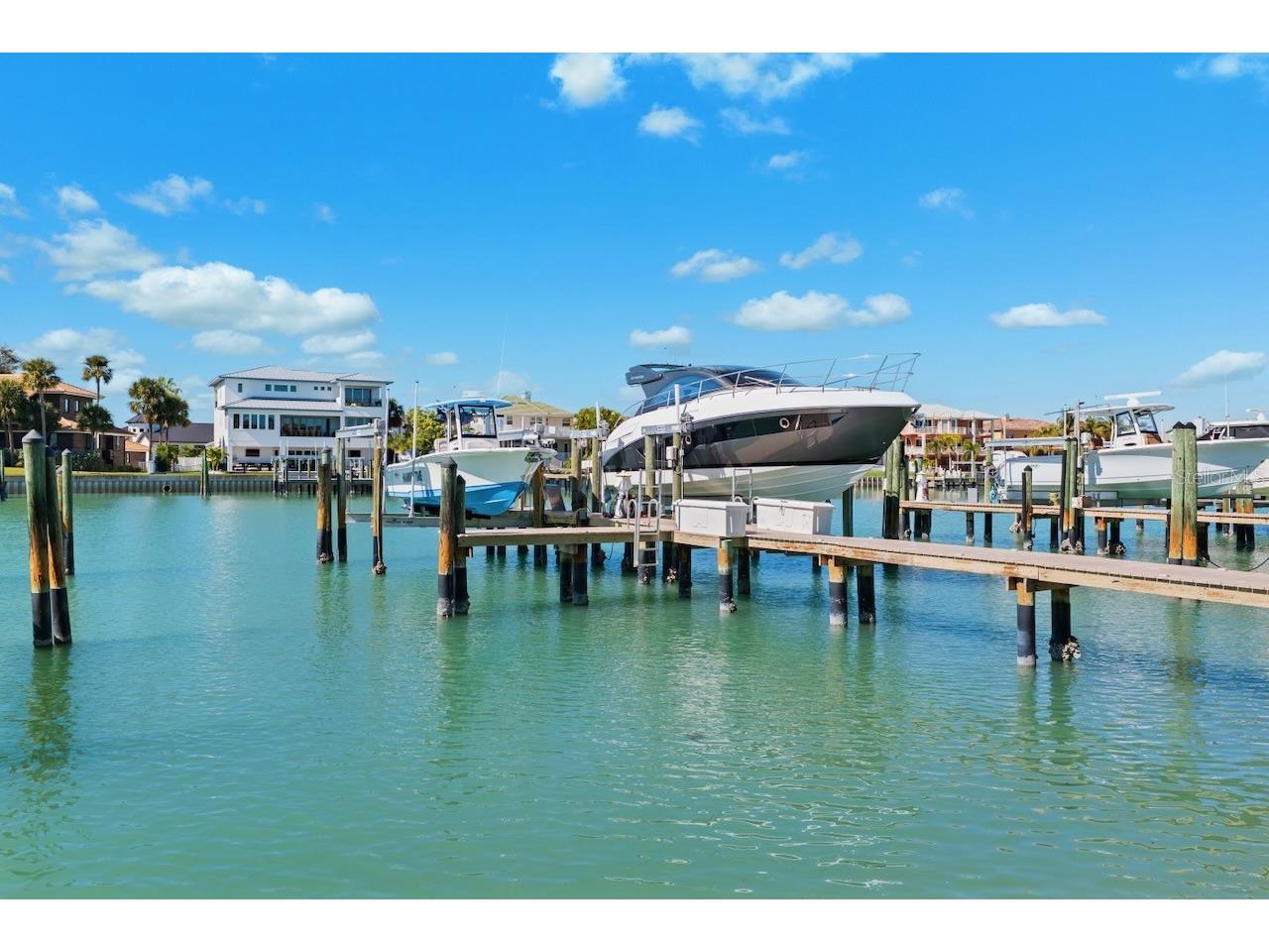 740 Pinellas Bayway S Tierra Verde FL 33715 - GRAND CANAL TB8469417 image3