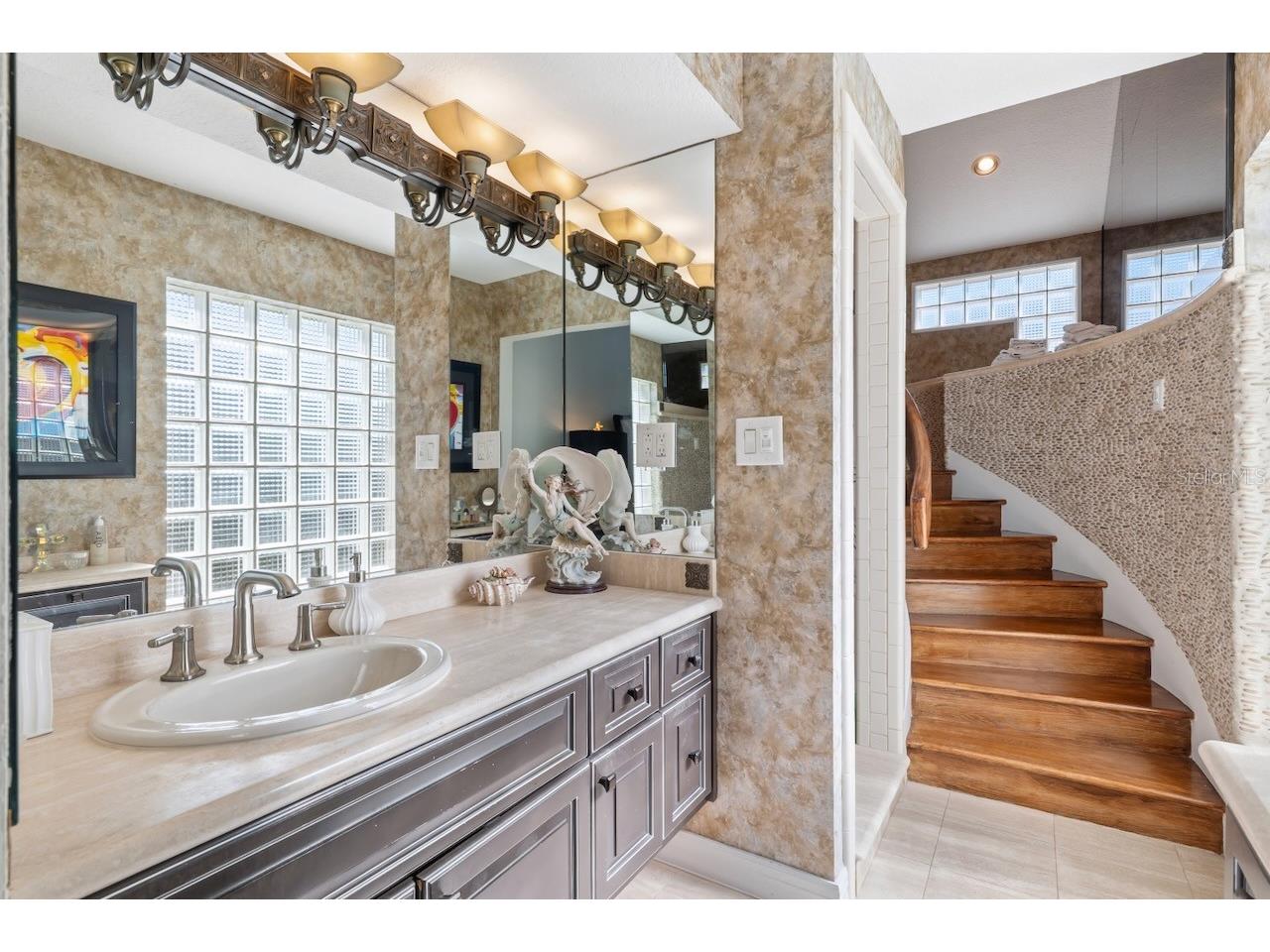 740 Pinellas Bayway S Tierra Verde FL 33715 - GRAND CANAL TB8469417 image32