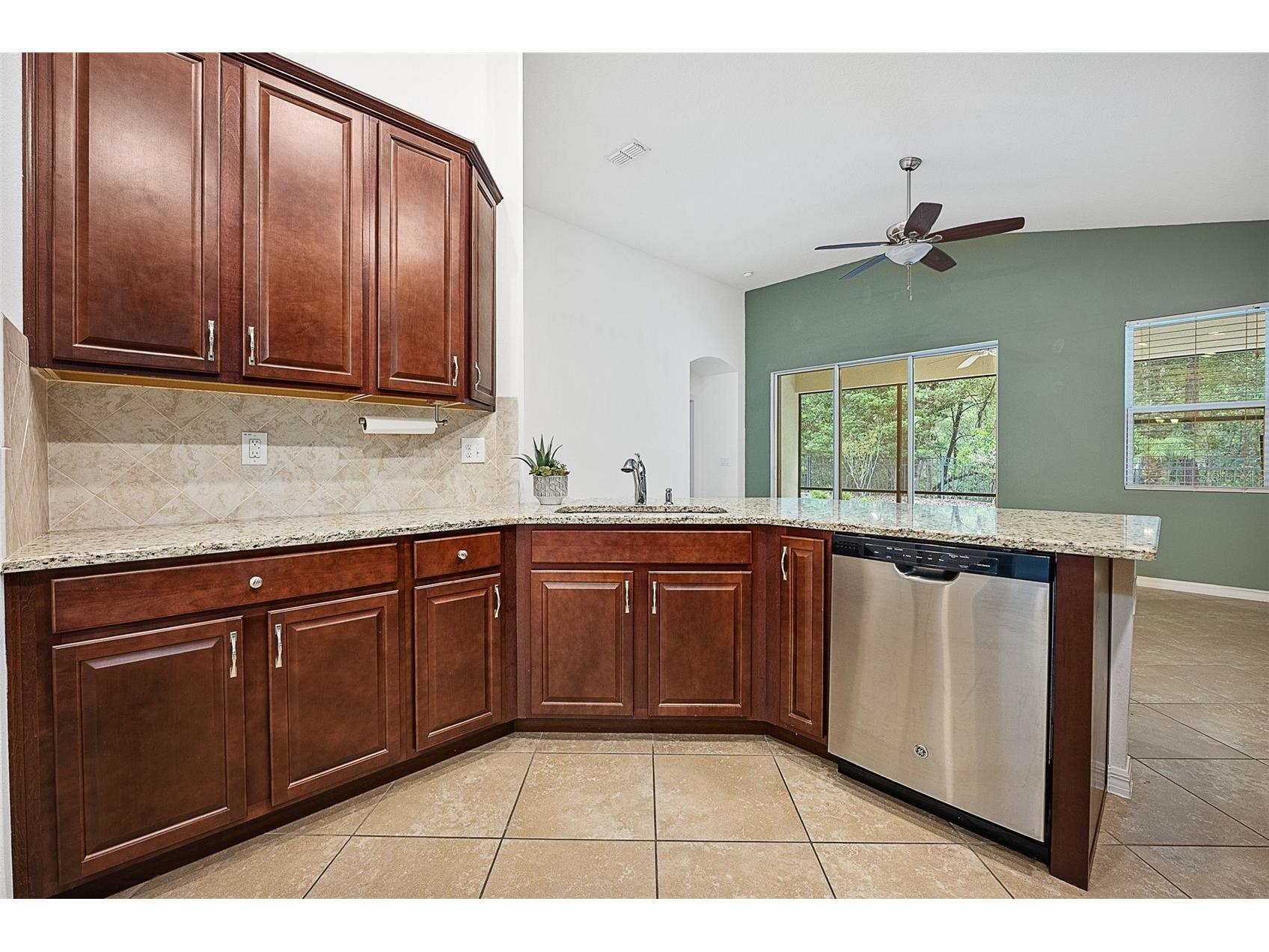 740 Preakness Circle Deland FL 32724 V4950102 image12