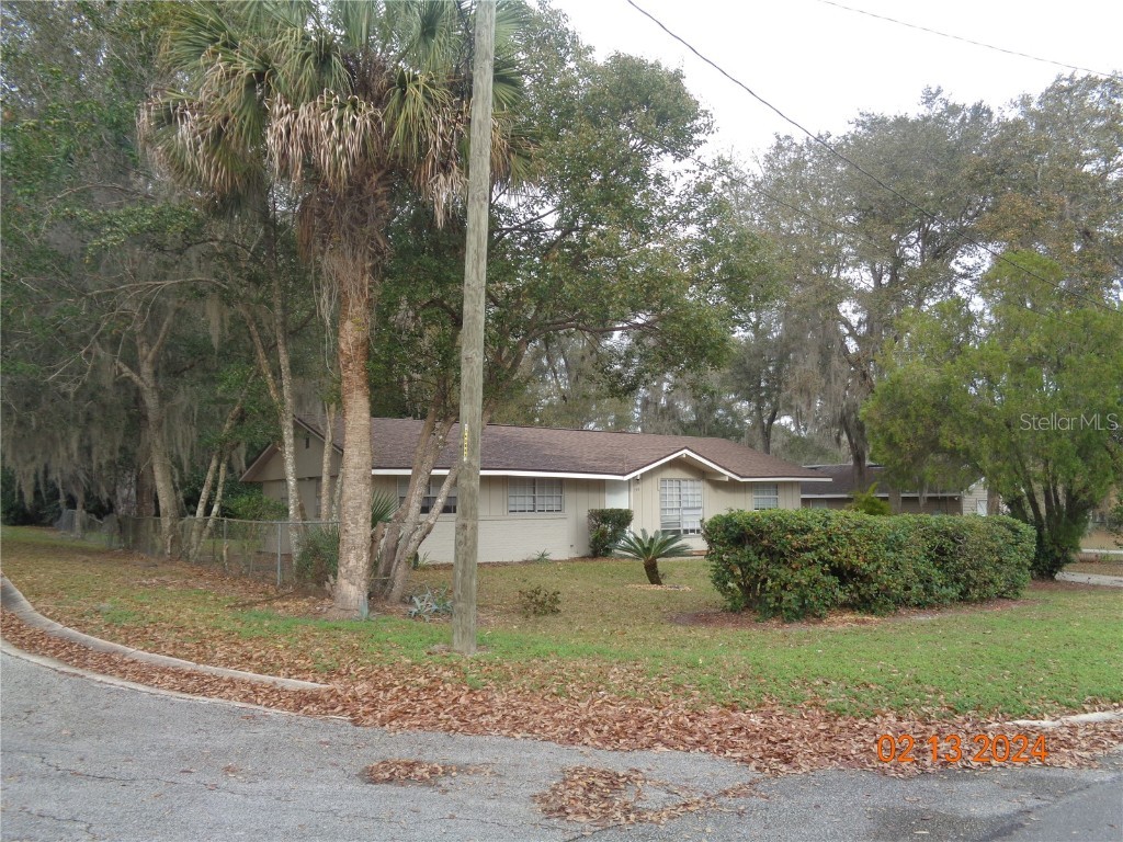 740 S Thompson Avenue Deland FL 32720 V4934638 image1