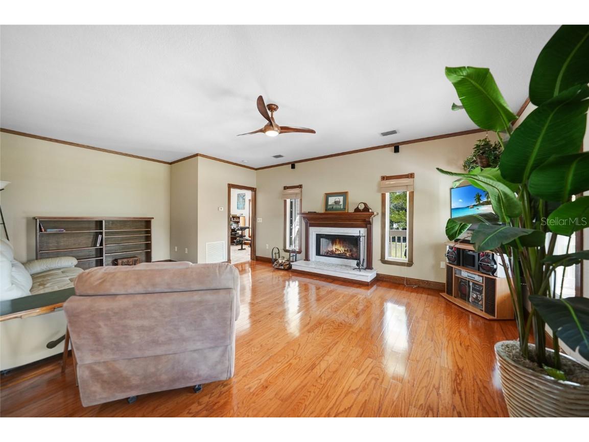 740 W Virginia Avenue Punta Gorda FL 33950 C7508476 image9