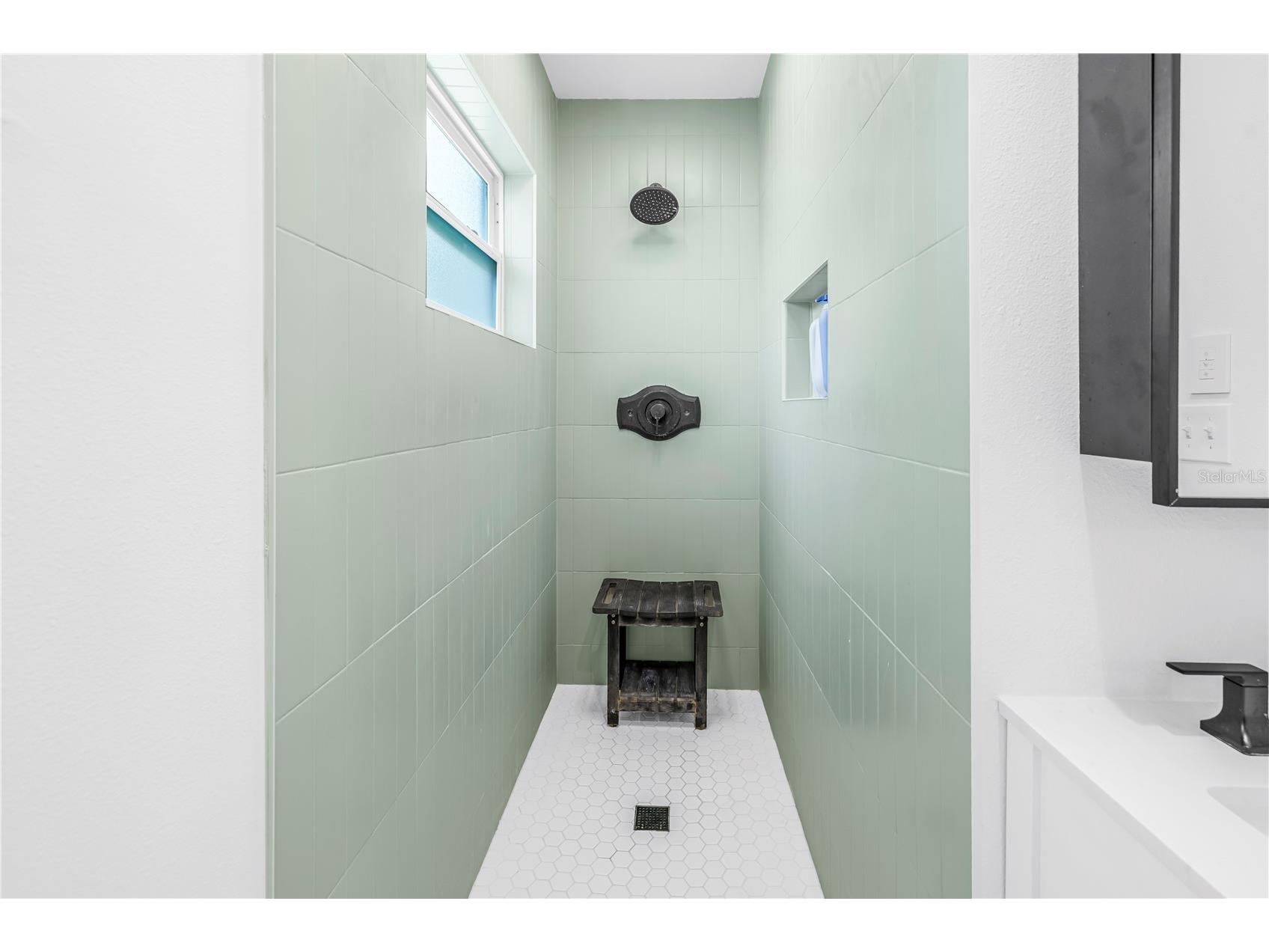 7400 19th Avenue N Saint Petersburg FL 33710 TB8510168 image47
