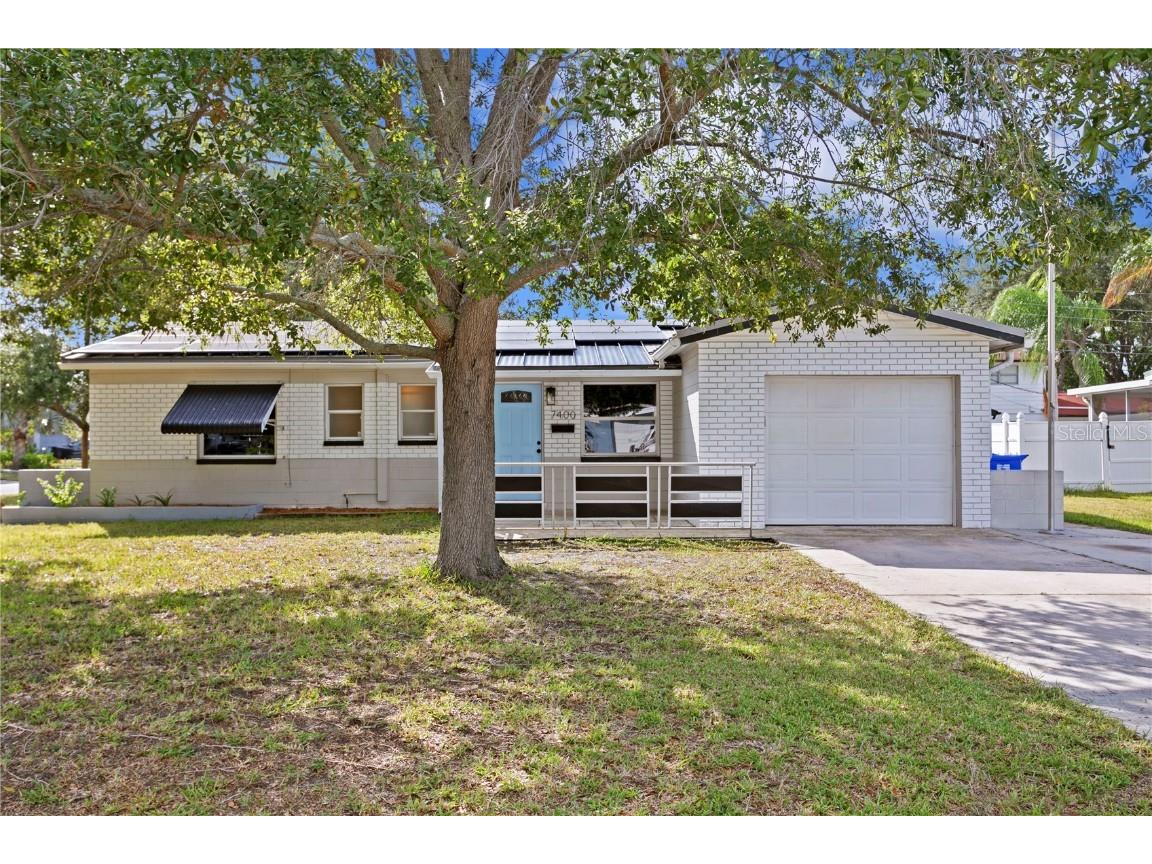 7400 Cedar Street NE Saint Petersburg FL 33702 U8216645 image1