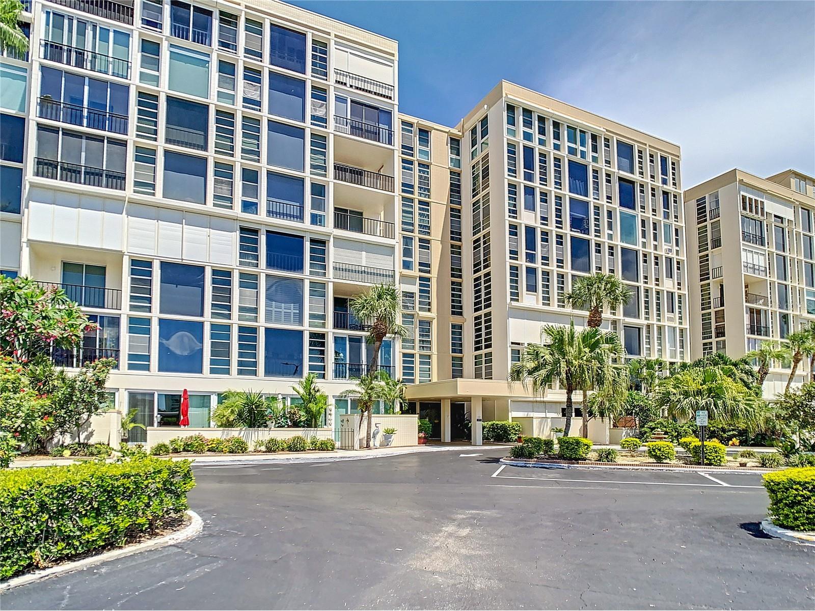 7400 Sun Island Drive #503 South Pasadena FL 33707 G5112403 image1
