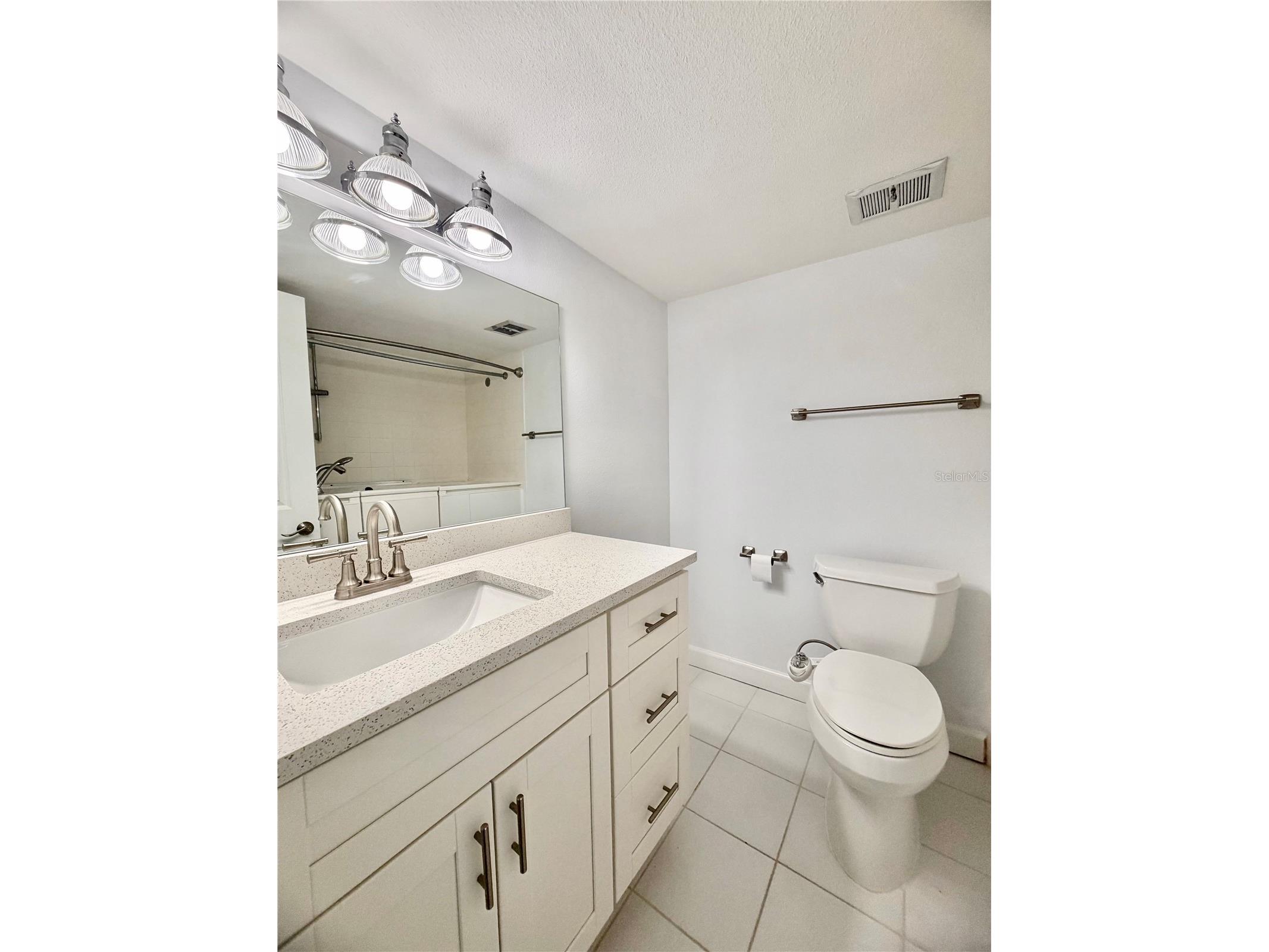 7400 Sun Island Drive S #111 South Pasadena FL 33707 OM726914 image15