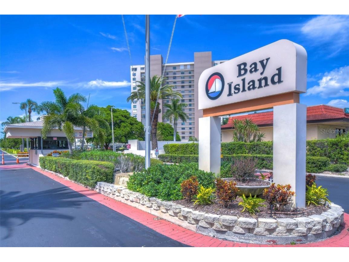 7400 Sun Island Drive S #202 South Pasadena FL 33707 TB8450519 image1