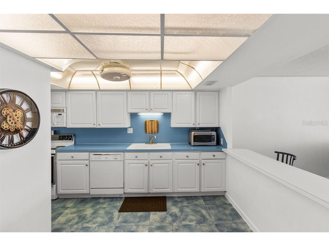 7400 Sun Island Drive S #412 South Pasadena FL 33707 - BOCA CIEGA BAY TB8429258 image12