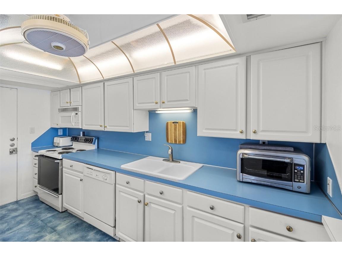 7400 Sun Island Drive S #412 South Pasadena FL 33707 - BOCA CIEGA BAY TB8429258 image15