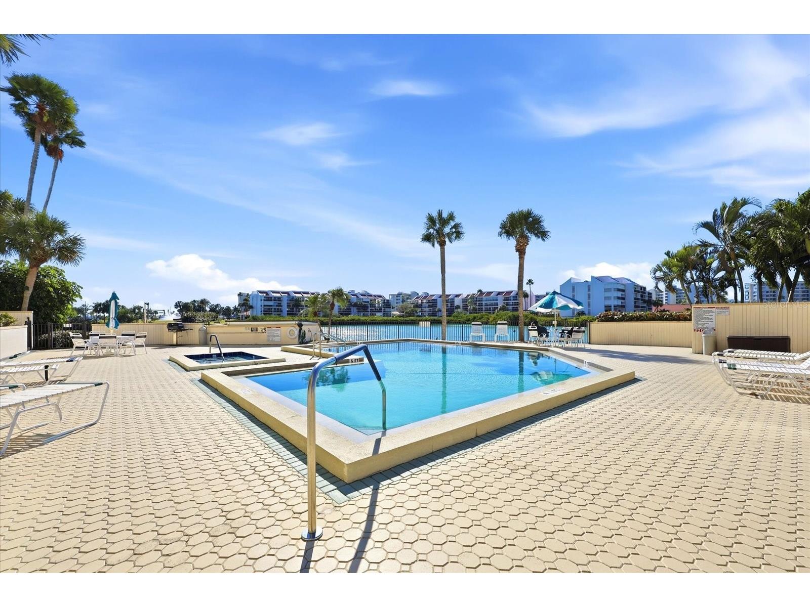 7400 Sun Island Drive S #810 South Pasadena FL 33707 TB8428703 image28