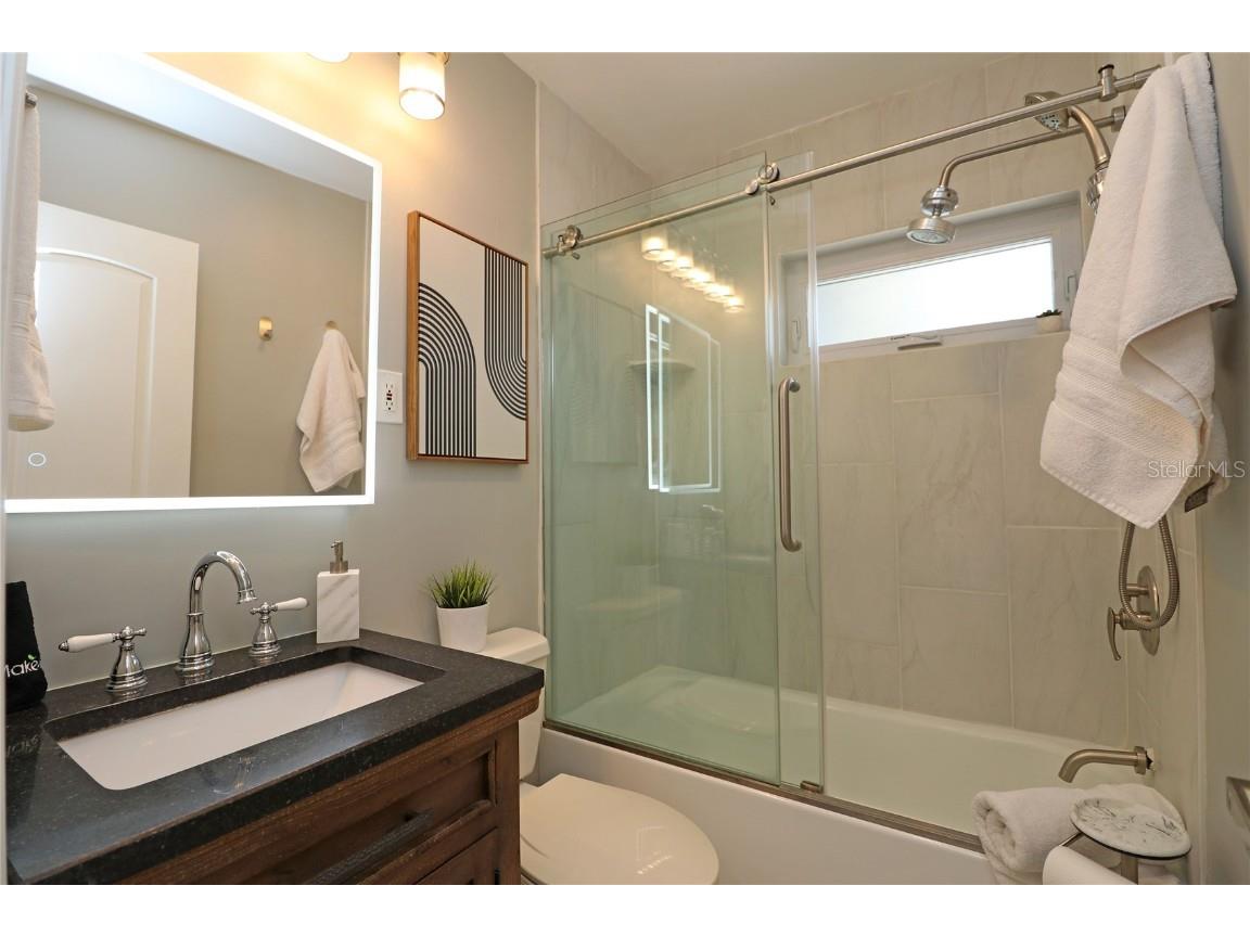 7401 13th Avenue N Saint Petersburg FL 33710 TB8391324 image17