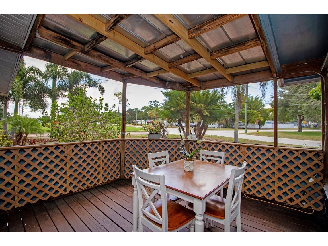 7401 13th Avenue N Saint Petersburg FL 33710 TB8391324 image9