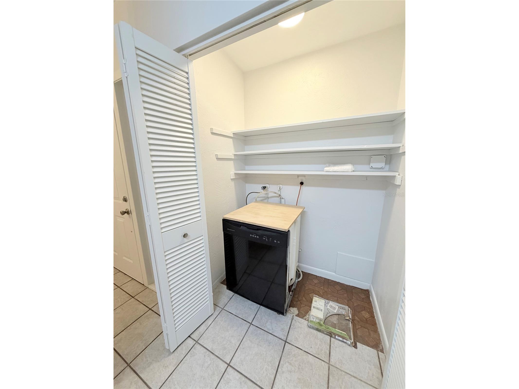 7401 21st Street N Saint Petersburg FL 33702 TB8448354 image10