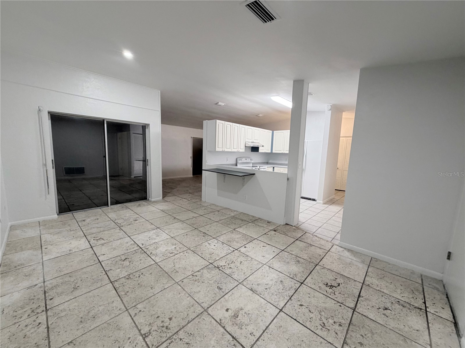 7401 21st Street N Saint Petersburg FL 33702 TB8448354 image11