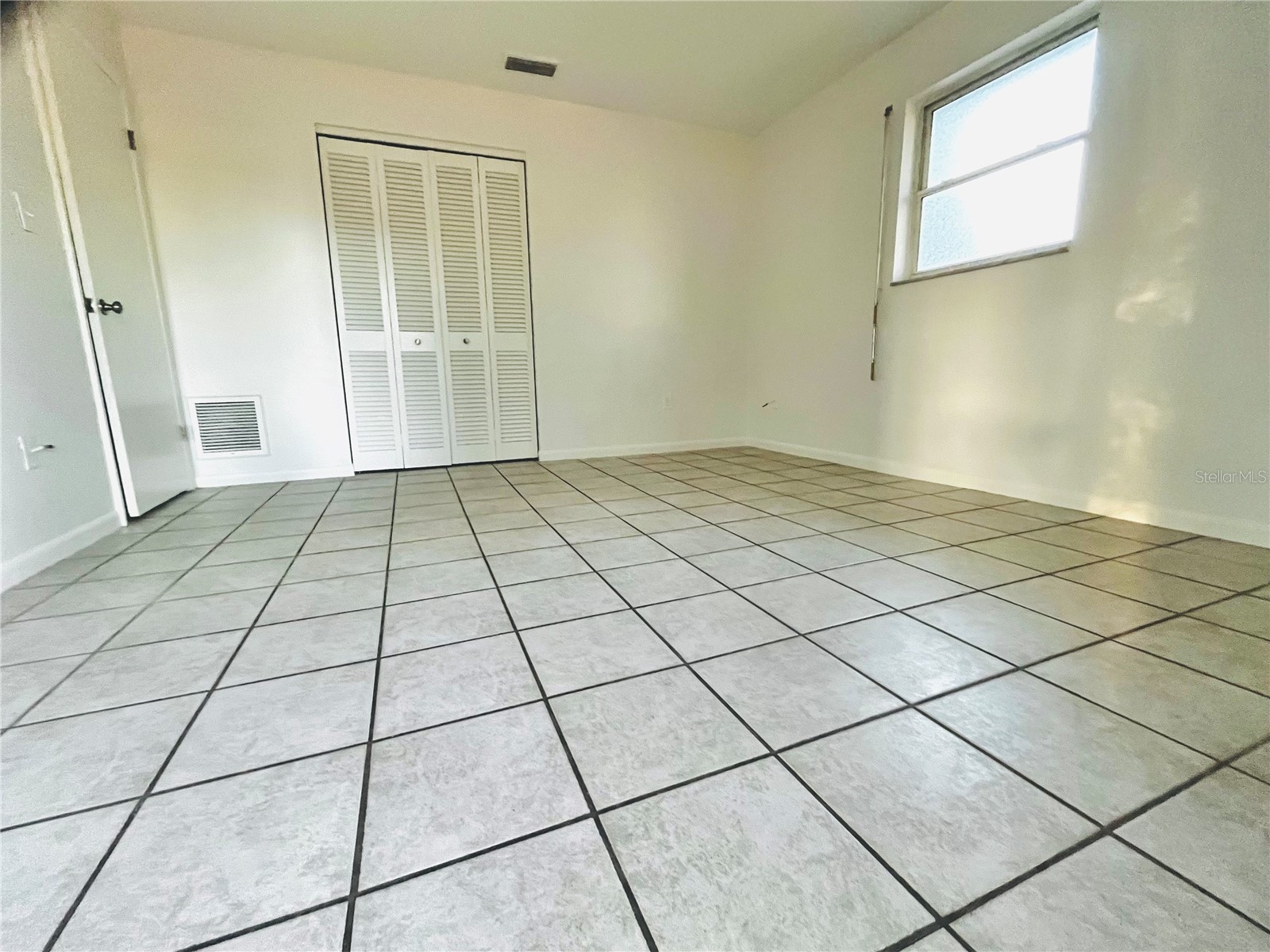 7401 21st Street N Saint Petersburg FL 33702 TB8448354 image29