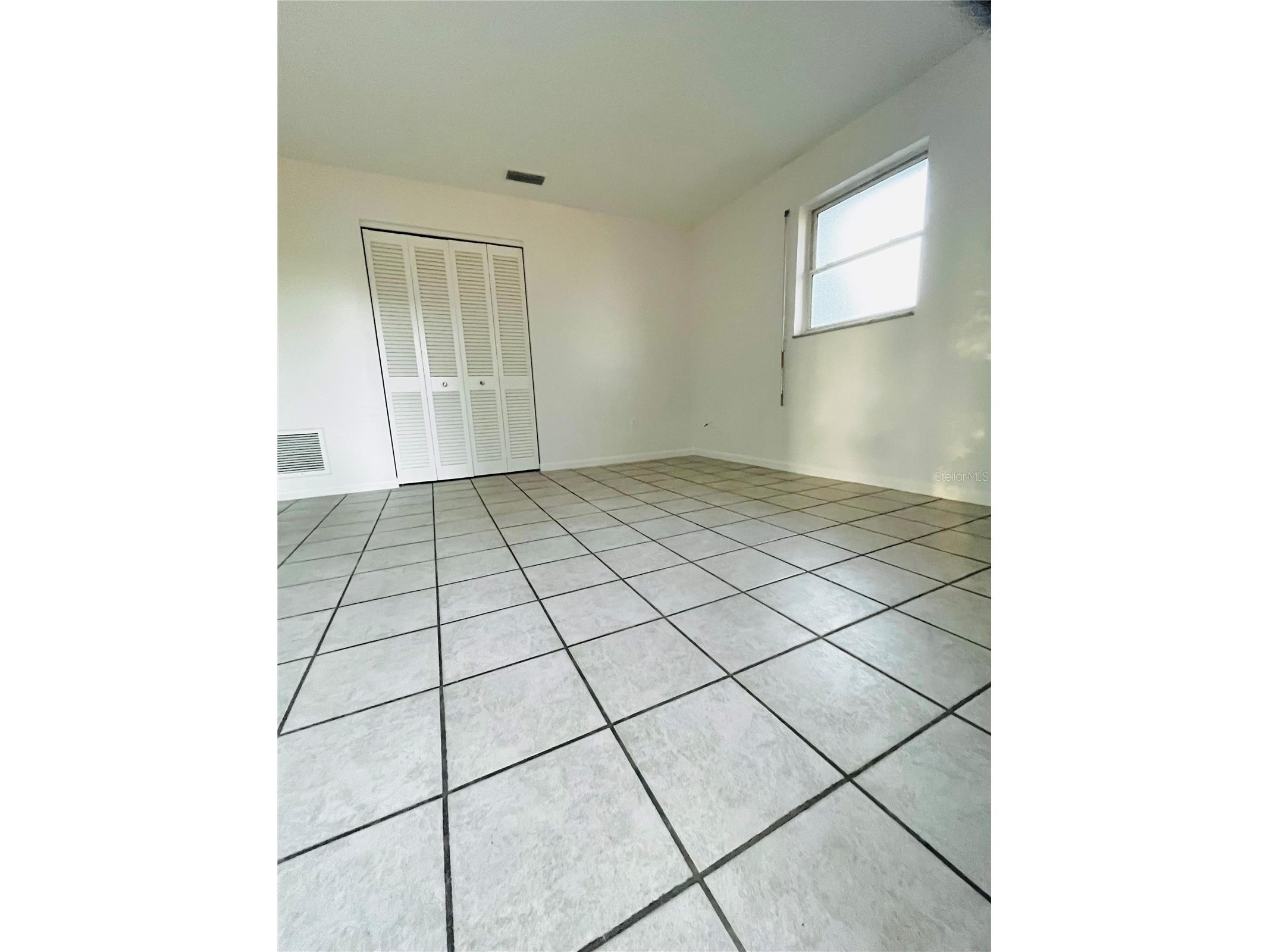 7401 21st Street N Saint Petersburg FL 33702 TB8448354 image30