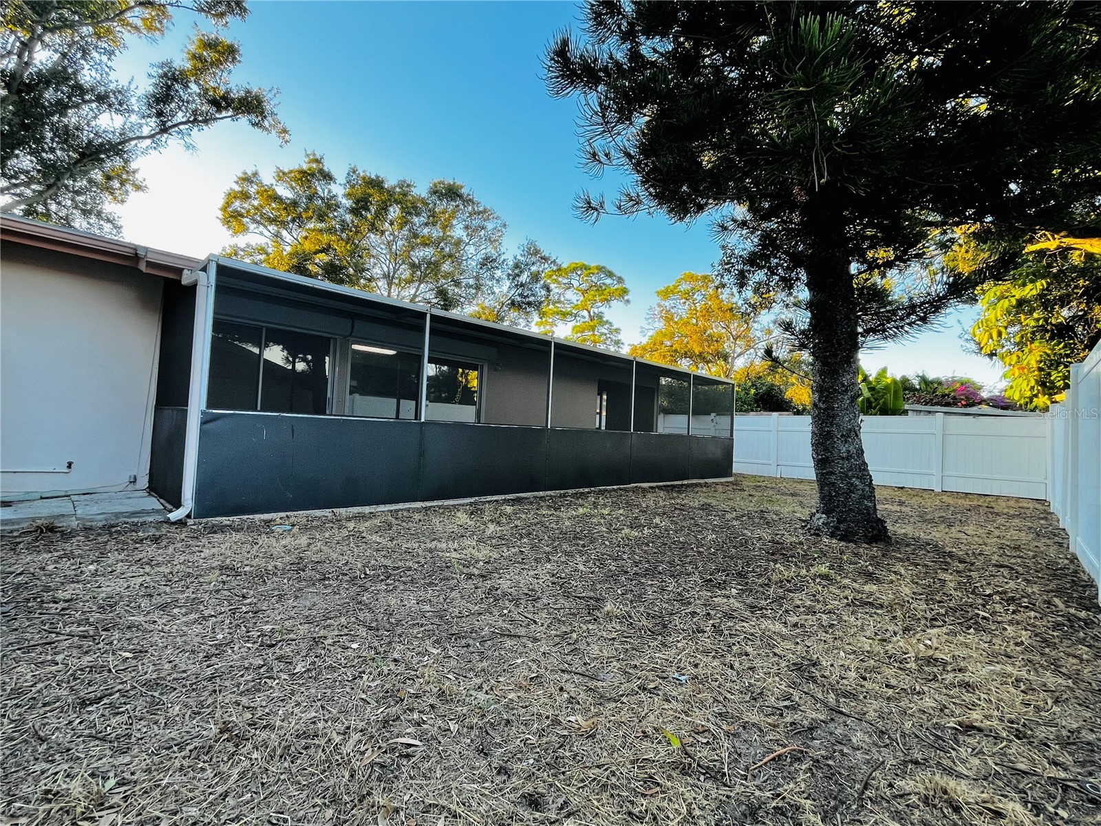 7401 21st Street N Saint Petersburg FL 33702 TB8448354 image38